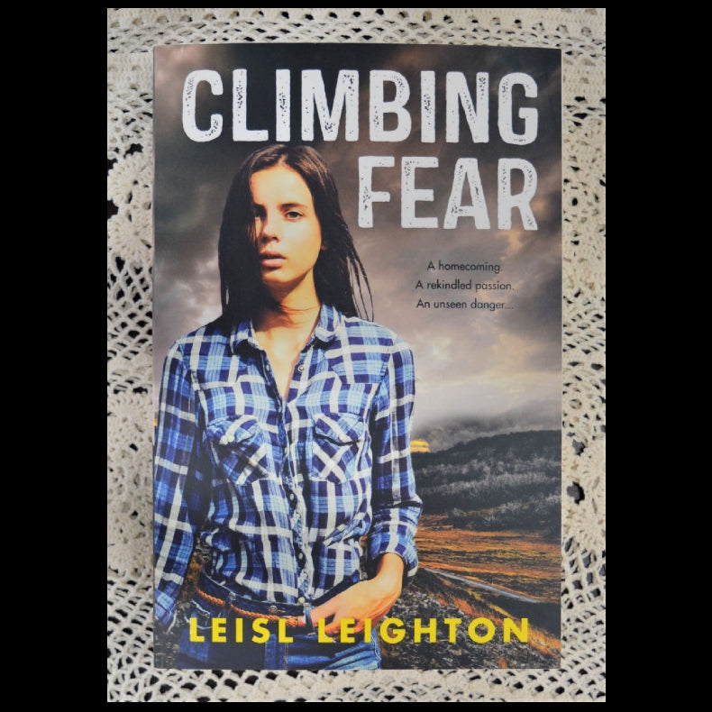 Front cover to Climbing Fear by Leisl Leighton