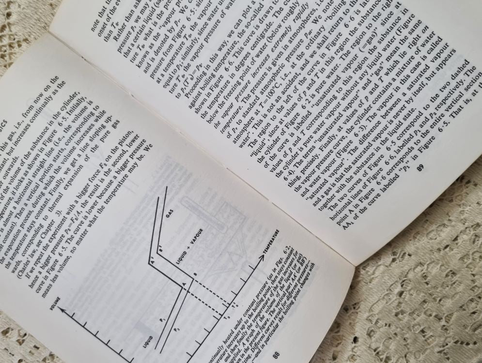 Page example of  Kinetic Theory of Matter and Mechanics of solids by S.T. BUTLER & J.M. BLATT